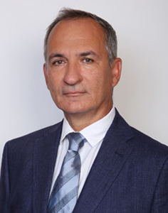 Νίκος Λαούρης